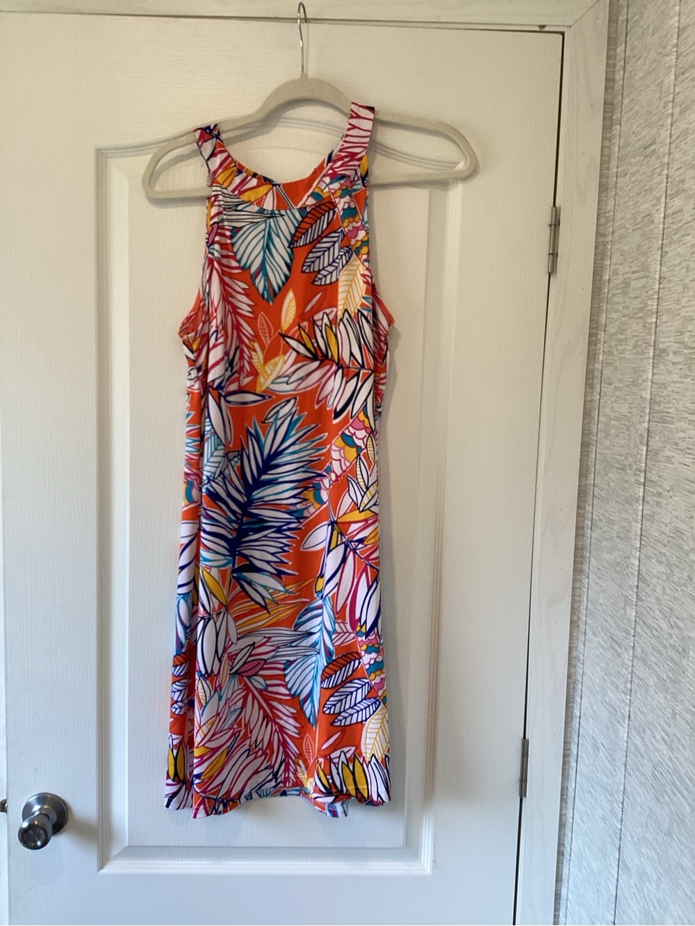 Sleeveless Orange Tropical Print Midi Dress